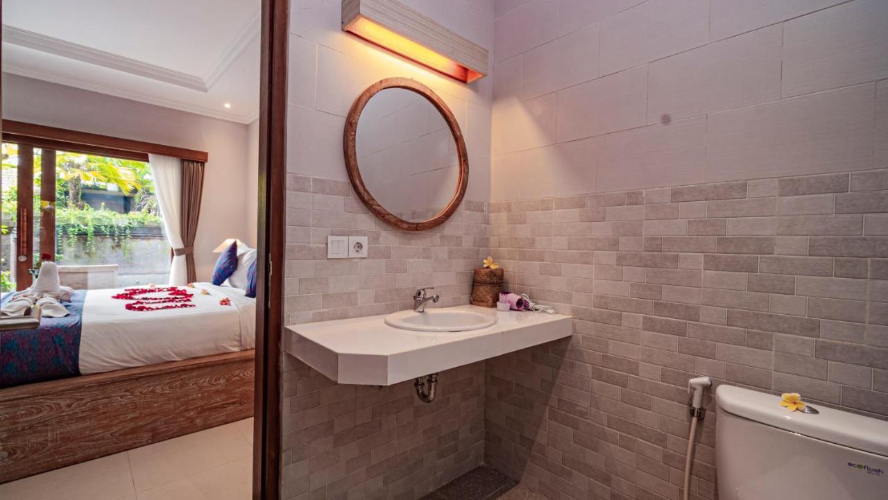 Ayu Sari Guesthouse By Mahaputra Ubud Esterno foto