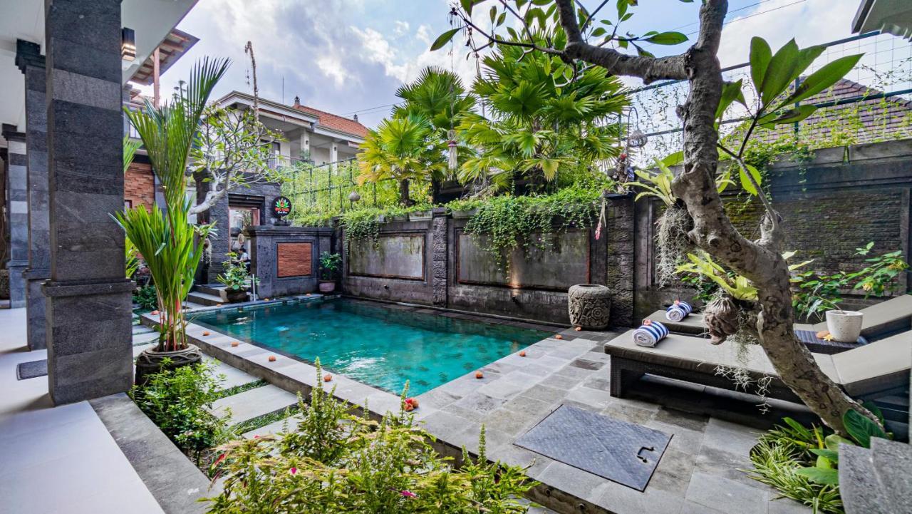 Ayu Sari Guesthouse By Mahaputra Ubud Esterno foto
