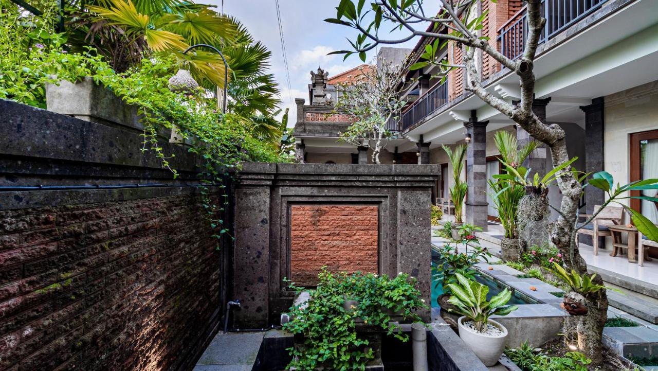 Ayu Sari Guesthouse By Mahaputra Ubud Esterno foto